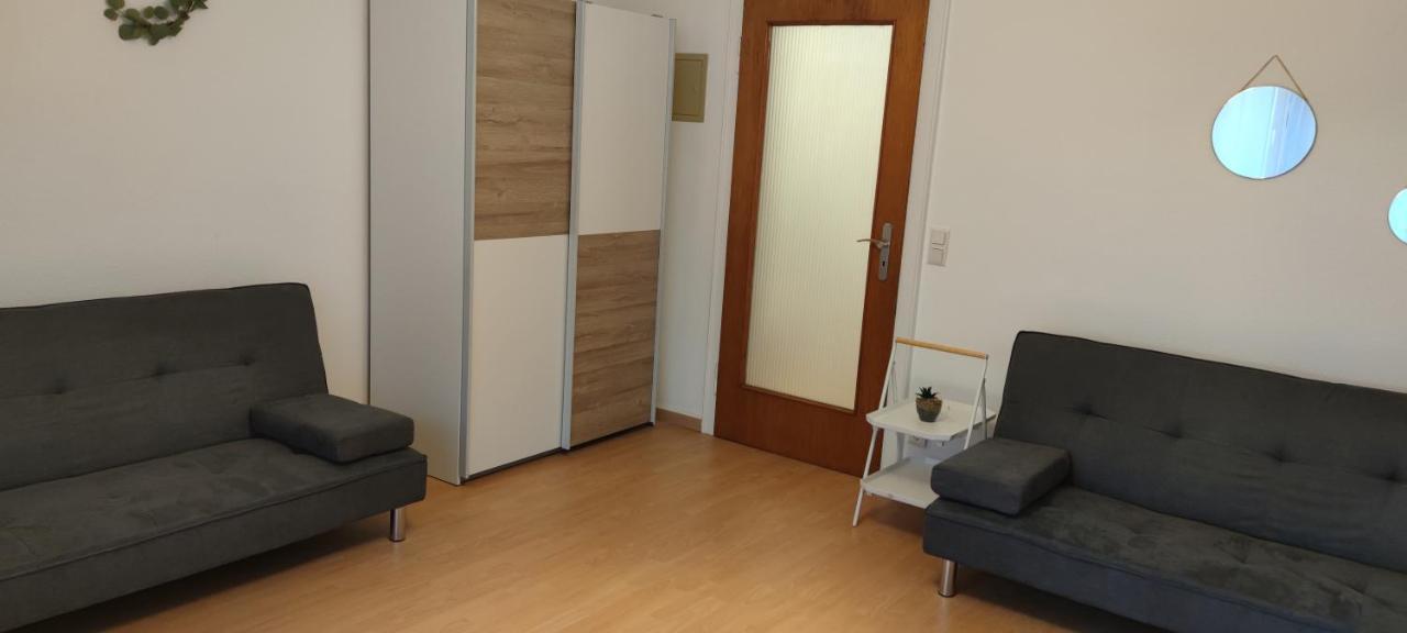 Schoene Und Optimal Gelegene Wohnung Og Weisskirchen Exteriér fotografie