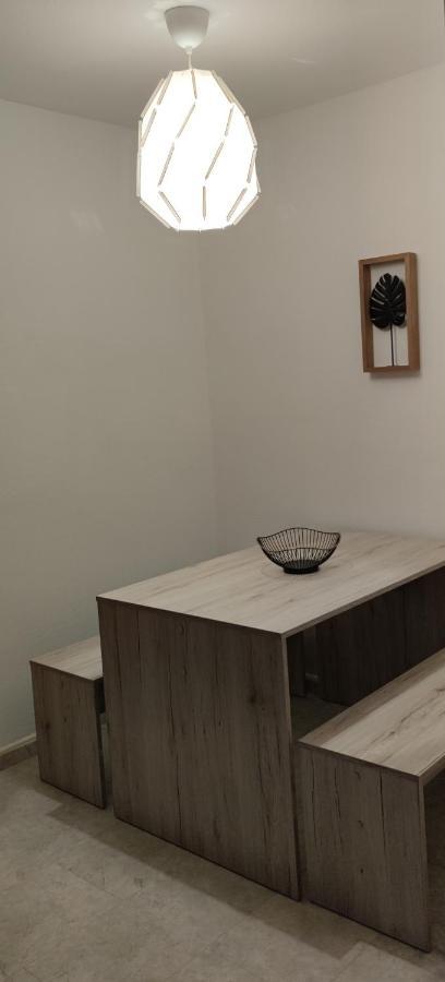 Schoene Und Optimal Gelegene Wohnung Og Weisskirchen Exteriér fotografie