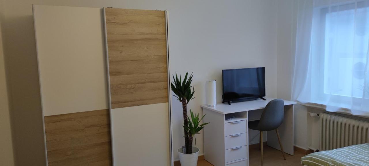 Schoene Und Optimal Gelegene Wohnung Og Weisskirchen Exteriér fotografie